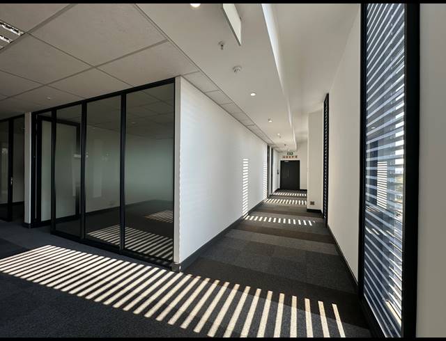 488M² OFFICE TO LET IN CENTURION CENTRAL